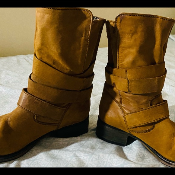 Steve Madden Boots - Picture 5 of 6